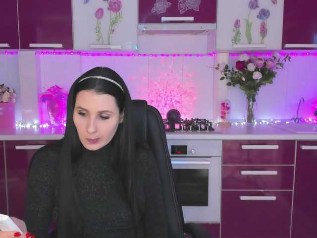 Olivija2020's BongaCams show and profile