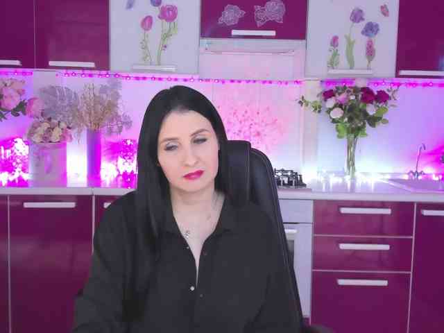 striptease nude Olivija2020