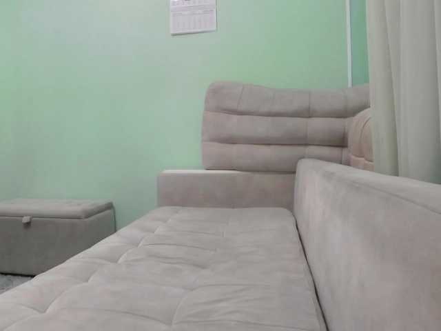 oljaF7's BongaCams show and profile