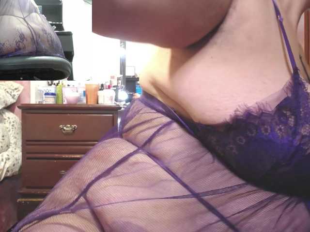 zoedoll's BongaCams show and profile