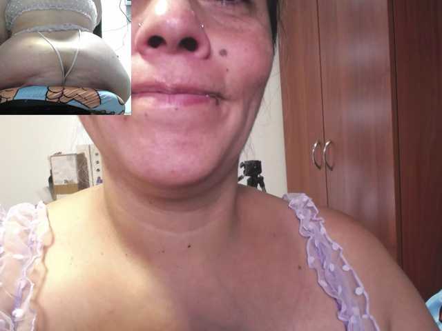 zoedoll's BongaCams show and profile