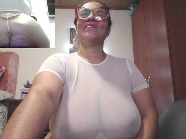 zoedoll's BongaCams show and profile