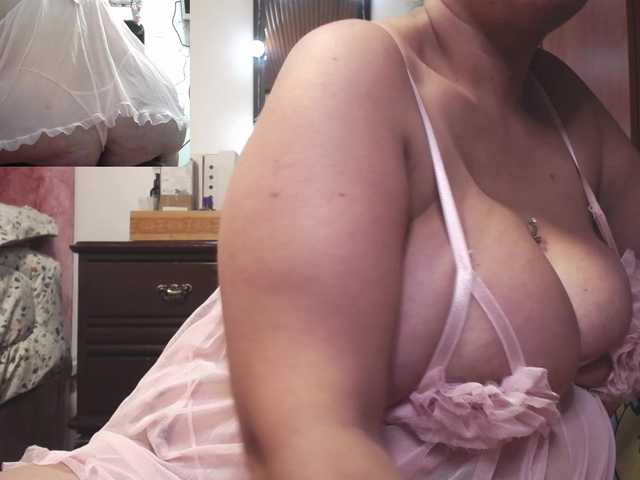 zoedoll's BongaCams show and profile