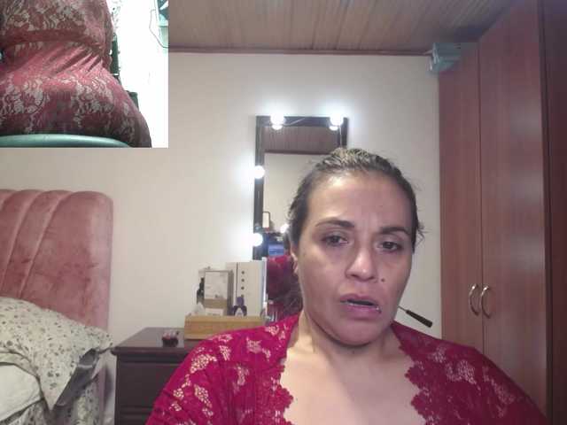 zoedoll's BongaCams show and profile