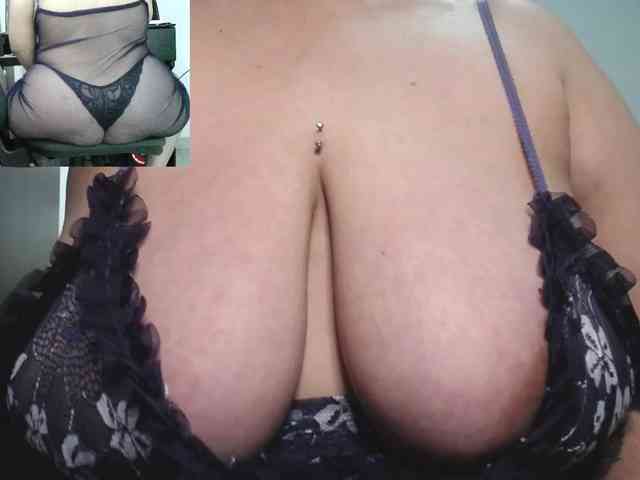 zoedoll webcam