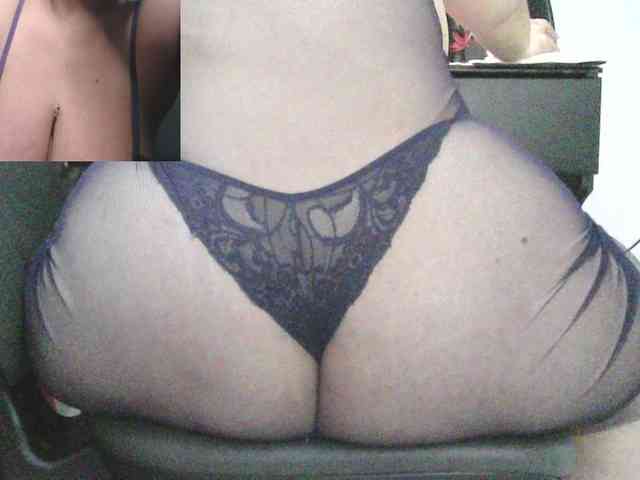 zoedoll webcam