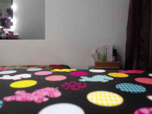 zoedoll webcam