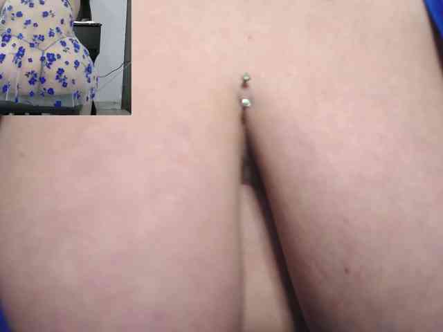 zoedoll webcam