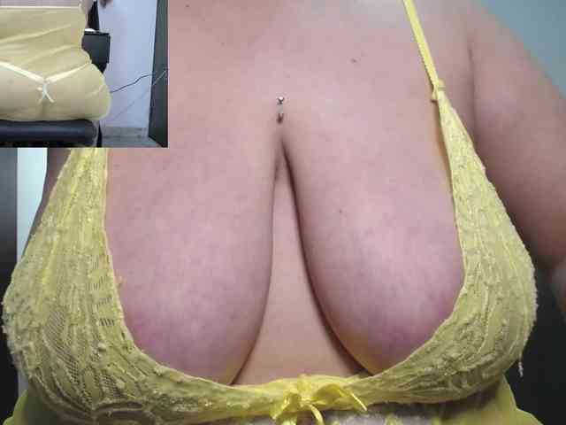 zoedoll webcam