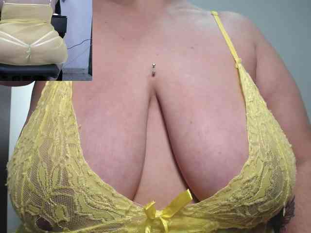 zoedoll webcam