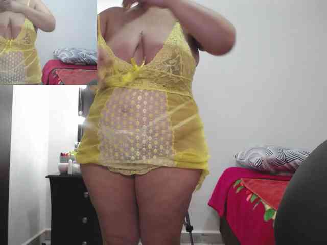 zoedoll webcam
