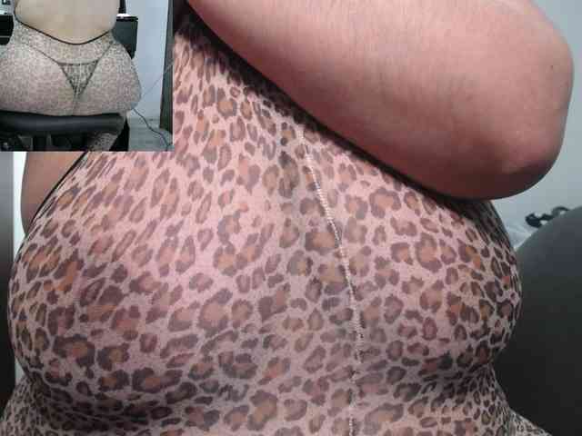 zoedoll webcam