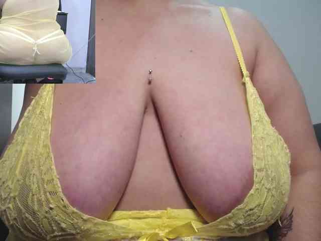 zoedoll webcam