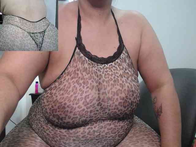 zoedoll webcam
