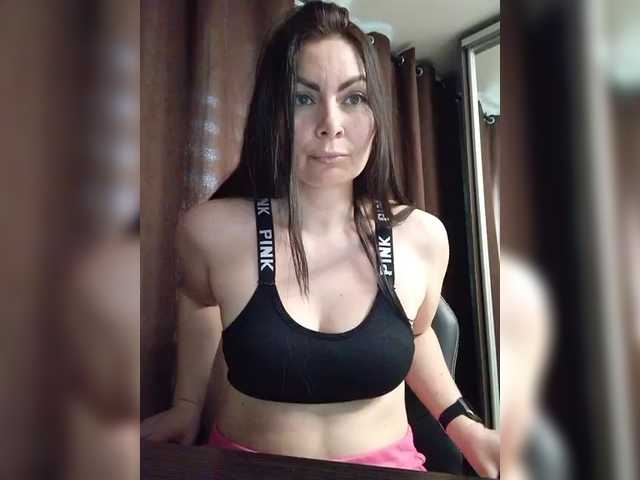 Katerinagreiz's BongaCams show and profile