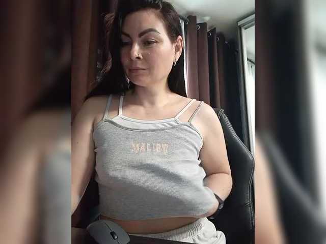 Katerinagreiz's BongaCams show and profile