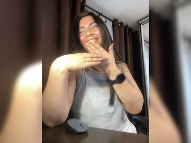 Katerinagreiz's BongaCams show and profile