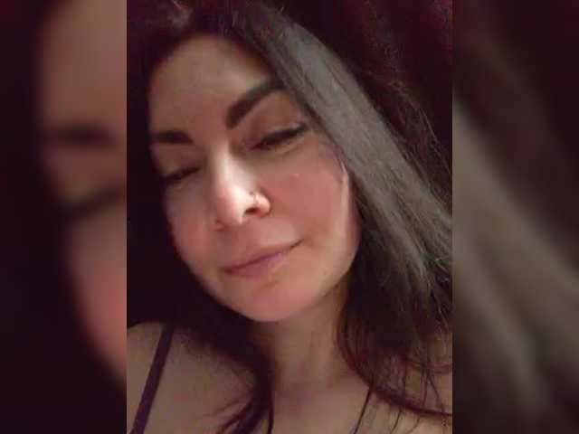 Katerinagreiz's BongaCams show and profile