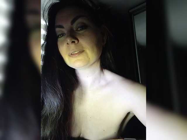 Katerinagreiz's BongaCams show and profile