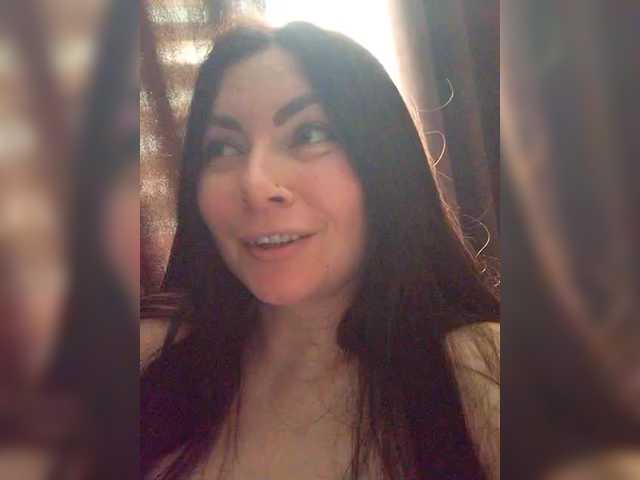 Katerinagreiz's BongaCams show and profile