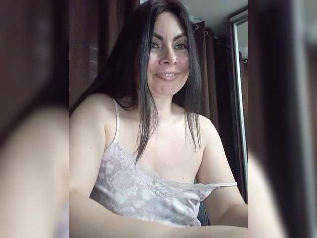 Katerinagreiz's BongaCams show and profile