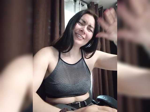 Katerinagreiz's BongaCams show and profile