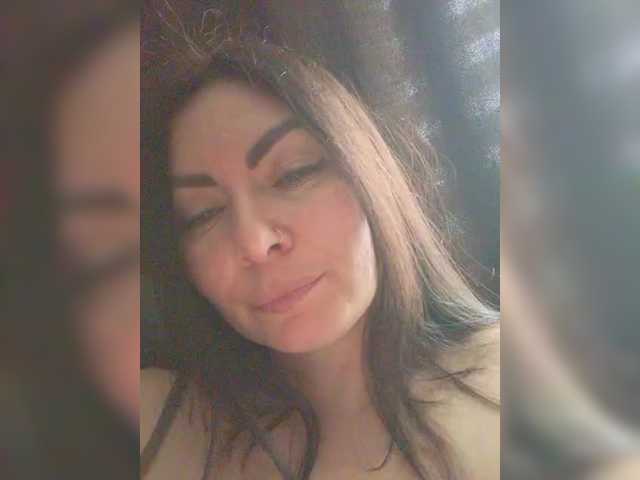 Katerinagreiz's BongaCams show and profile