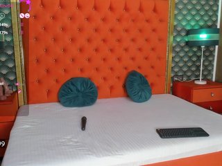 -VALERIIAA- Porn Show