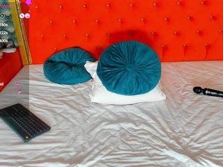 -VALERIIAA- Porn Show