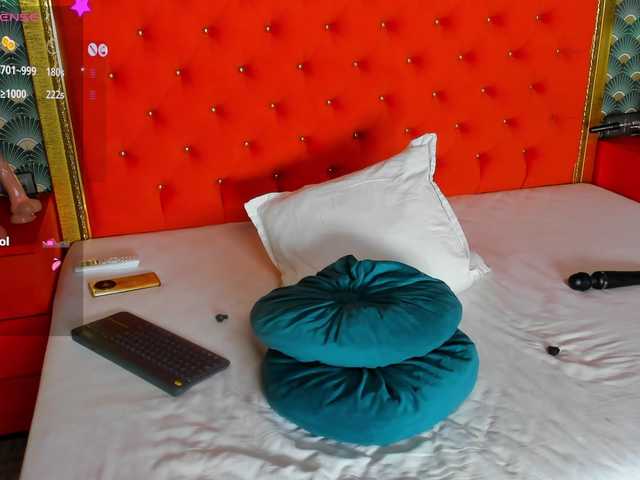 VallerieJones's BongaCams show and profile