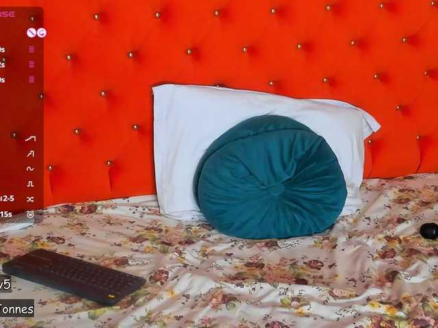 VallerieJones's BongaCams show and profile