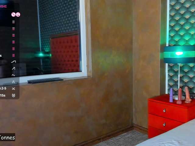 VallerieJones's BongaCams show and profile