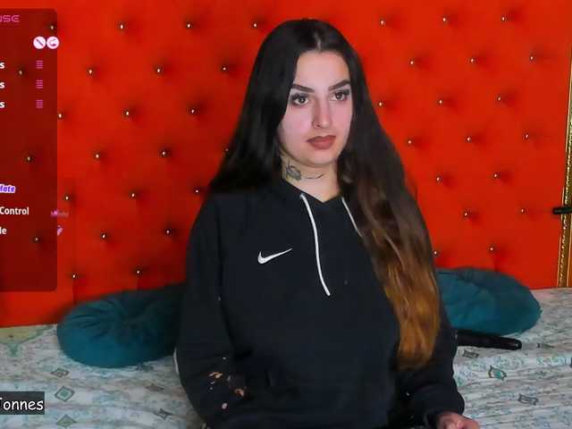 Preview of -valeriiaa-