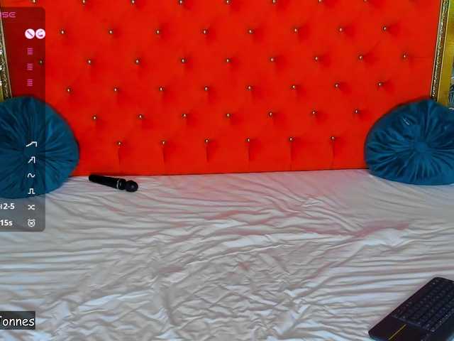 VallerieJones's BongaCams show and profile