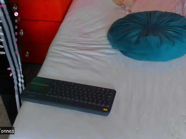 VallerieJones's BongaCams show and profile