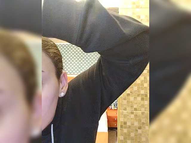  VallerieJones chat room