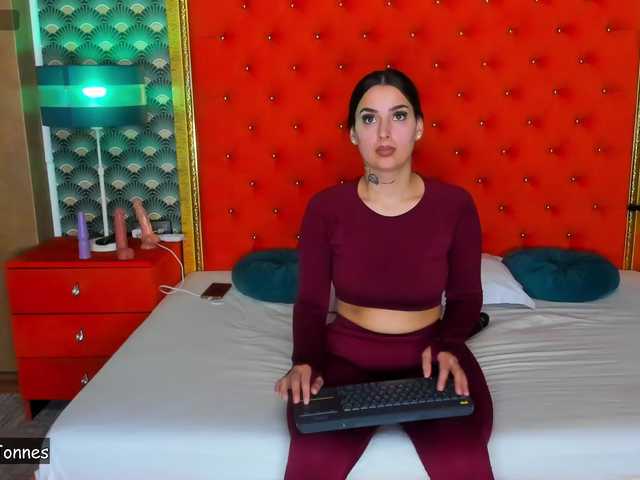 VallerieJones's BongaCams show and profile