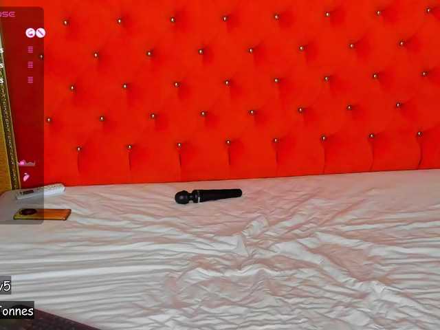 VallerieJones's BongaCams show and profile