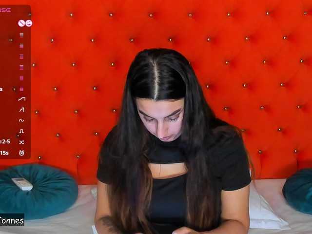 VallerieJones's BongaCams show and profile