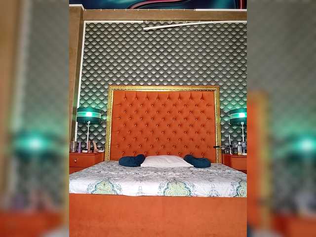 VallerieJones's BongaCams show and profile