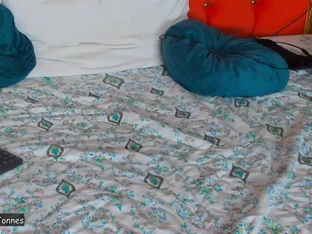 Preview of -valeriiaa-