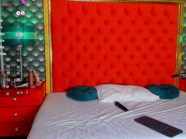 VallerieJones VallerieJones