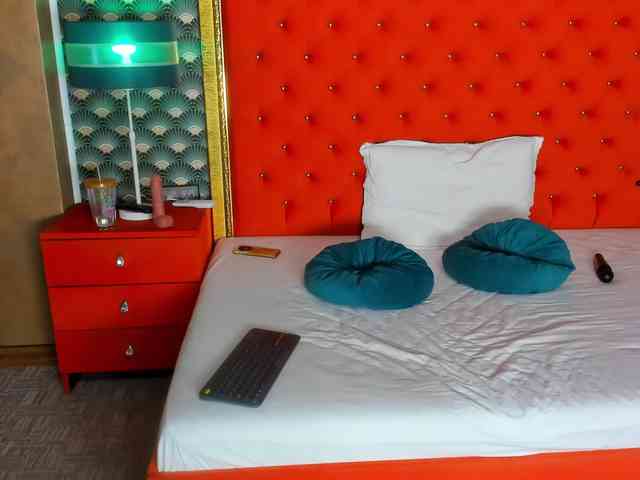 VallerieJones VallerieJones