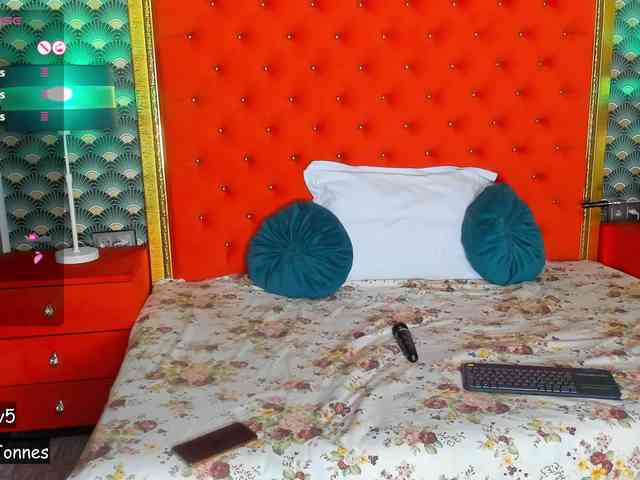 VallerieJones VallerieJones