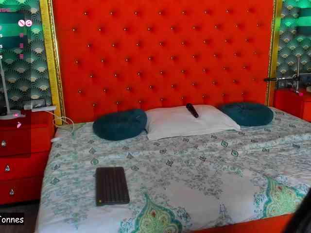 VallerieJones VallerieJones