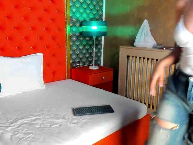 -VALERIIAA- webcam