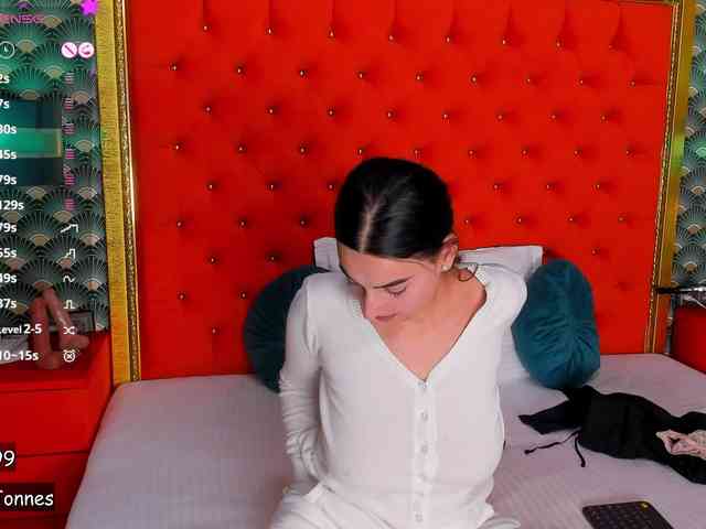 VallerieJones VallerieJones