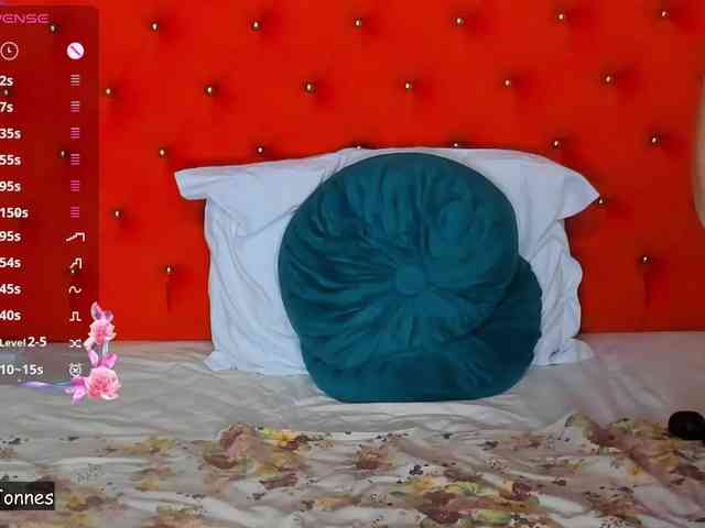 VallerieJones VallerieJones