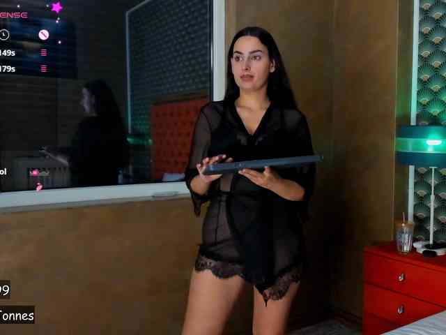 VallerieJones VallerieJones