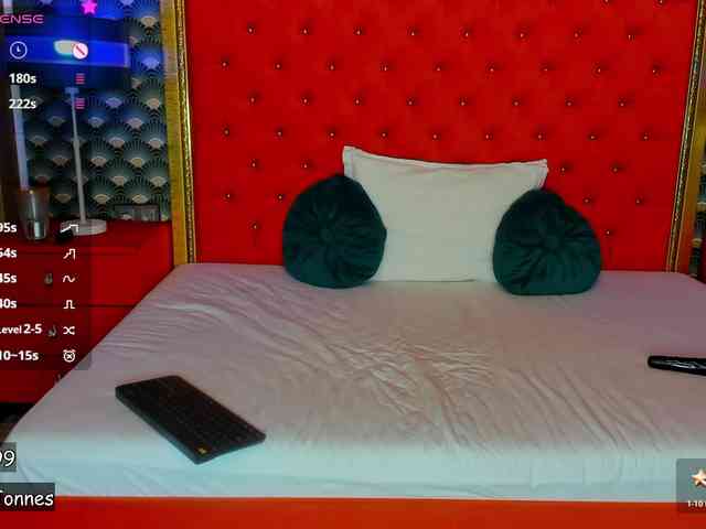 VallerieJones VallerieJones